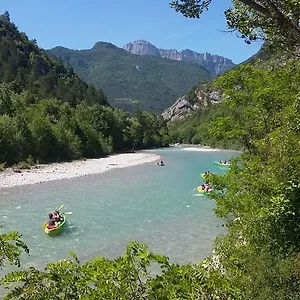 Camping Les Acacias ***
