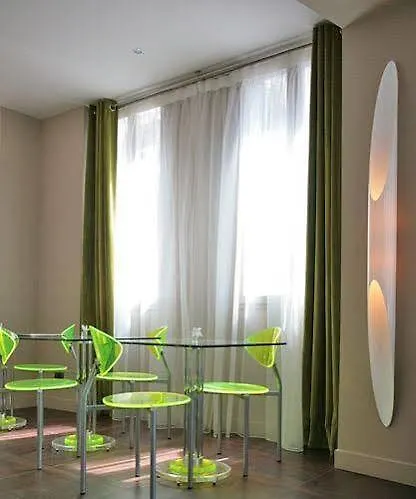 Hotel Le Fabe Париж Франция