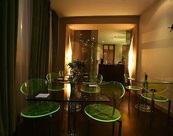 Hotel Le Fabe Париж