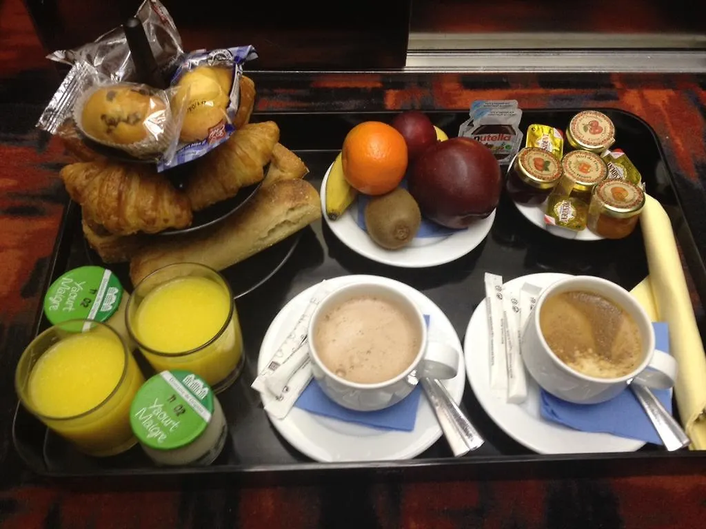Hotel Le Fabe Париж