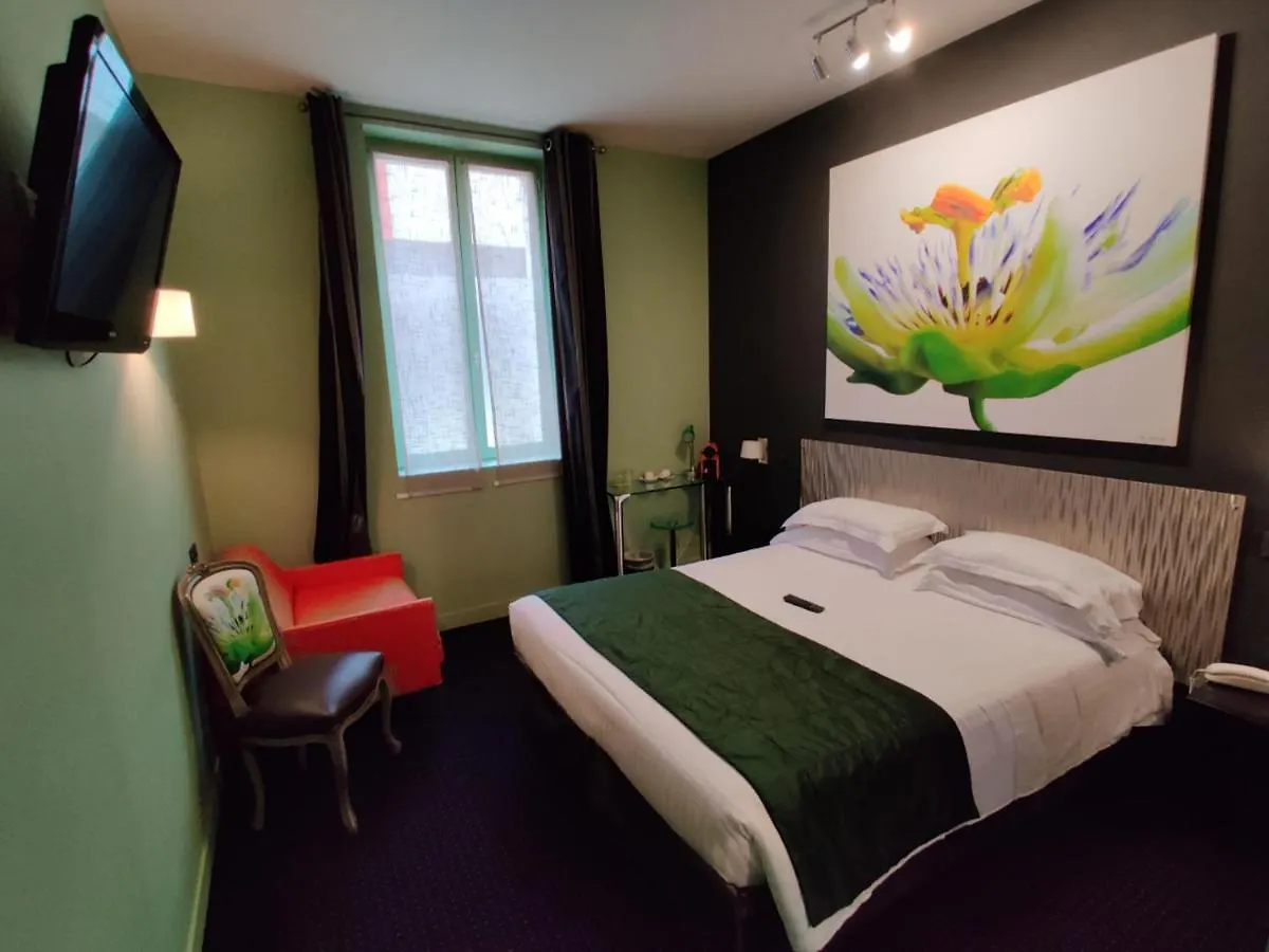 Hotel Le Fabe Париж